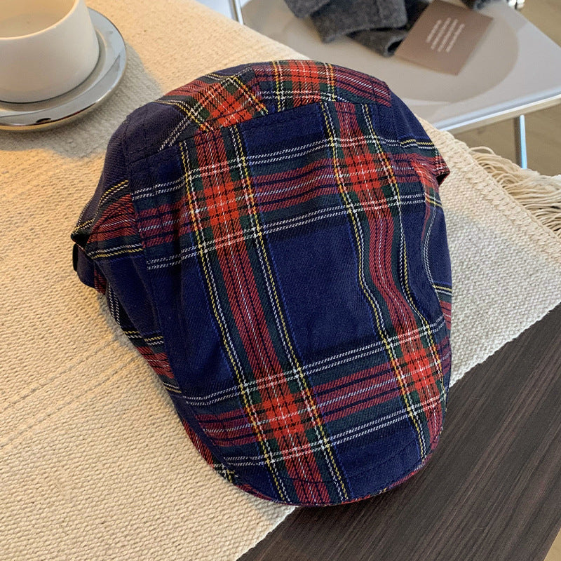 Wholesale Dopamine Retro Plaid Spring and Autumn Style Large Head Size Reverse Wear Face Showing Small Beret